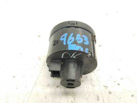 Foto 2ª: Mando Luces Volkswagen Jetta ADVANCE 105CV 77KW [BXE] (2007)