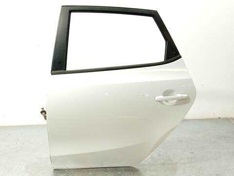 Puerta Trasera Izquierda Hyundai i30 1.6 CRDI 90CV 66KW