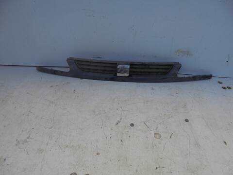 Rejilla Delantera Seat Arosa SELECT 50CV 37KW
