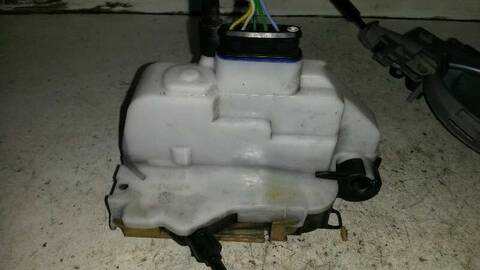 Foto 1ª: Cerradura Puerta Delantera Izquierda Citroen C3 CAT NFU - TU5JP4) 109CV 80KW (2003)