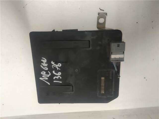 Foto 2ª: Caja Reles Fusibles Renault Megane 1.4 AUTHENTIQUE [1.4 LTR. - 72 KW 16V] II BERLINA 3P (10.2002-_) [K4J740]