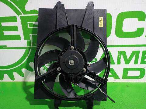 Foto 3ª: Electroventilador Ford Fiesta AMBIENTE 68CV (2001)