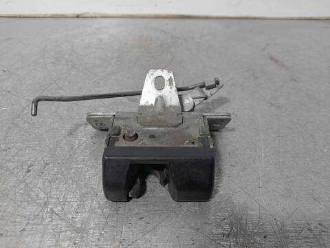 Foto 1ª: Cerradura Maletero Portón Opel Astra 1.6 CAT Z 16 SE - L55) BERLINA 84CV 62KW [Z16SE] (2002)