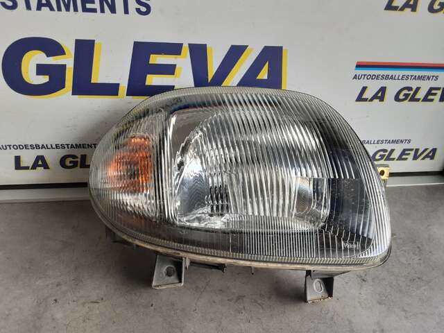 Faro Derecho Renault Clio 1.2 8V