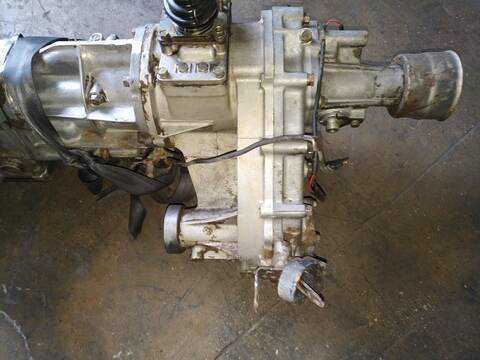 Foto 2ª: Caja Cambios Mitsubishi Montero 2300 TD 4-PTAS.) 84CV 62KW [4D55] (1986)