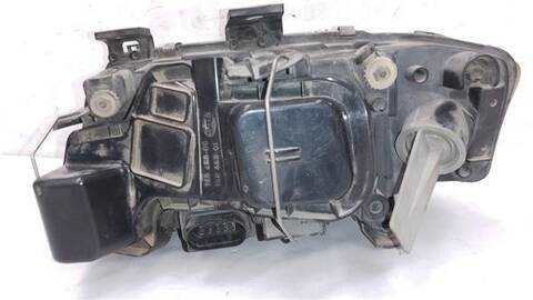 Foto 3ª: Faro Derecho Audi A6 2.5 TDI [2 5 LTR. - 110 KW V6 24V TDI] BERLINA 150CV