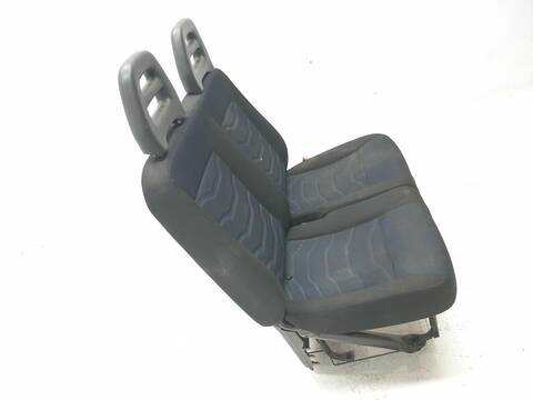 Foto 3ª: Asiento Delantero Derecho Iveco Daily 2.3 D 156CV [F1AFL411B] (2014)
