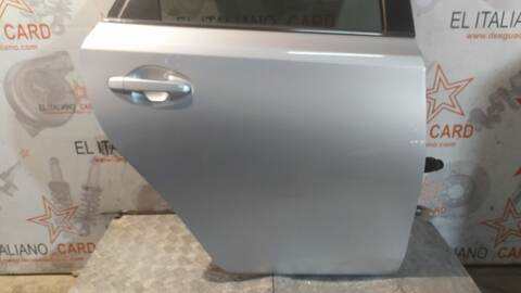 Foto 3ª: Puerta Trasera Derecha Toyota Auris 136CV 100KW (2013)