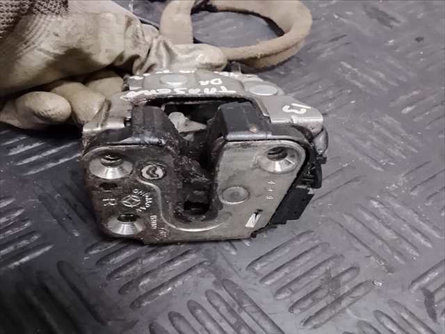 Foto 2ª: Cerradura Puerta Trasera Derecha Renault Master 2.3 DCI 150CV (2022)