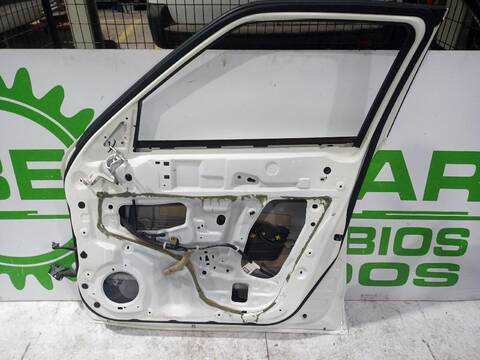 Foto 3ª: Puerta Delantera Derecha Nissan Juke ACENTA AUT. 117CV [HR16DE] (2010)