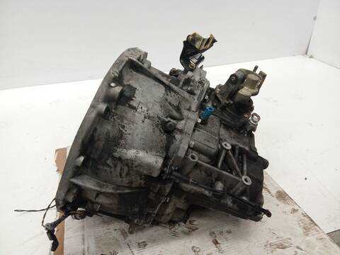 Foto 4ª: Caja Cambios Renault Megane 1.9 DCI BM0G CM0G) 120CV 88KW II BM0/1_ CM0/1_) [F9Q 800] (2004)
