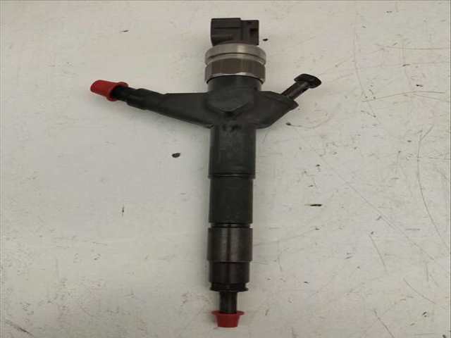 Inyectores Nissan Primera ACENTA BERLINA 126CV 93KW