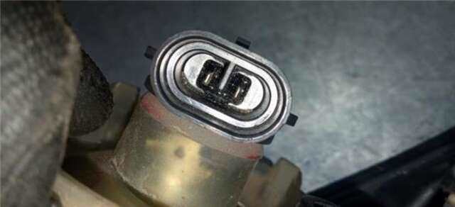 Foto 3ª: Faro Antiniebla Delantero Derecho Ford Mondeo 2.0 TDCI [QXBB]