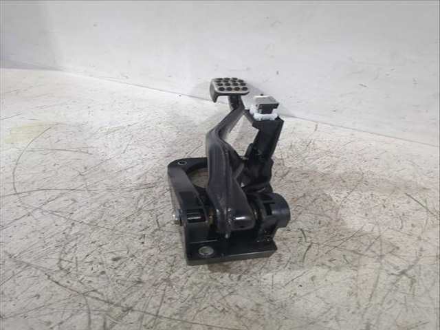 Foto 2ª: Pedal Freno Mercedes Clase B 150 B 180 CDI - D 246.212) 109CV [OM 607.951 (K9K)] (2011)