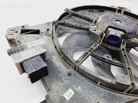 Foto 2ª: Electroventilador Dacia Logan AMBIANCE 90CV 66KW [K9K E6] (2017)