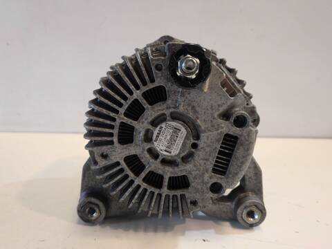 Foto 3ª: Alternador Nissan NV200 K9K608 (2015)