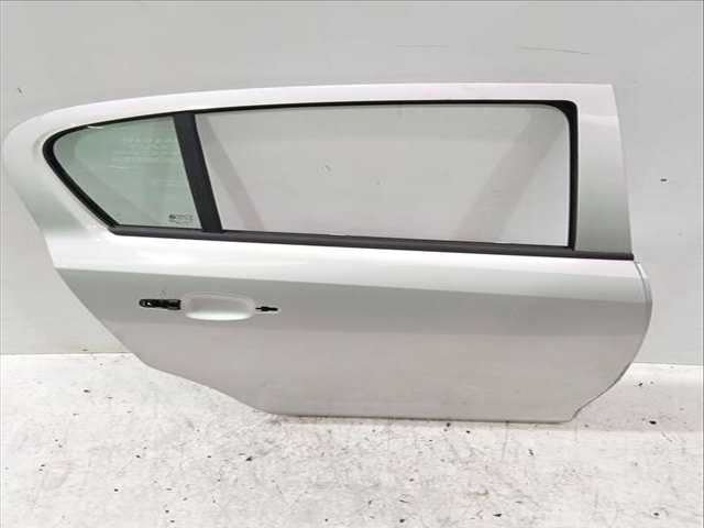 Foto 2ª: Puerta Trasera Derecha Opel Corsa 1.3 CDTI L08 L68) 75CV 55KW [A 13 DTC,Z 13 DTJ] (2014)