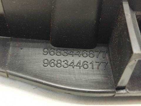 Foto 3ª: Maneta Interior Delantera Izquierda Peugeot 3008 1.6 HDI FAP 114CV 84KW [9H05] (2013)