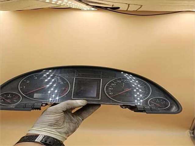 Foto 2ª: Cuadro de Instrumentos Audi A4 2.0 [2.0 LTR. - 96 KW 20V CAT (ALT)]
