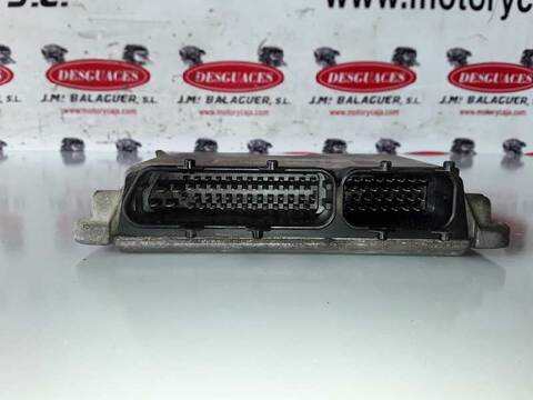 Foto 3ª: Centralita Motor ECU Volkswagen Golf BERLINA 1.9 TDI 110CV (2000)