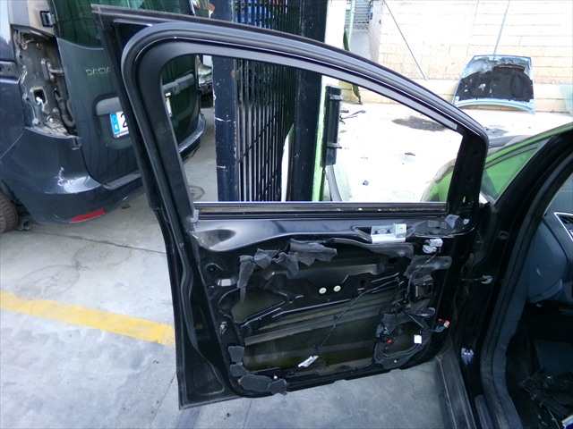 Foto 2ª: Puerta Delantera Izquierda Ford C Max 2.0 TDCI 2010-2014 [UFDB] (2011)
