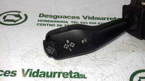 Foto 2ª: Mando Multifuncion Bmw Serie 3 315 2.0 DIESEL CAT BERLINA 116CV 85KW [204D-4D] (2003)