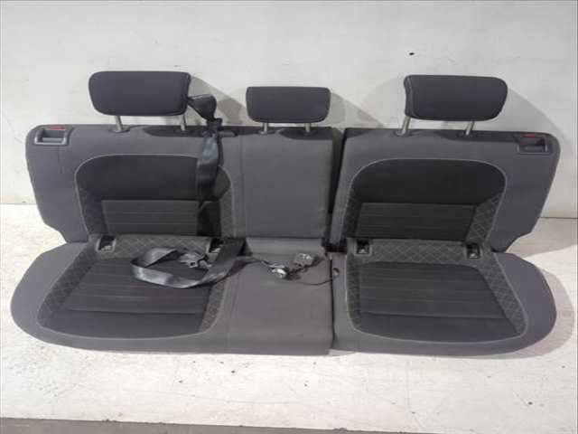 Foto 3ª: Asientos Traseros Skoda Fabia 1.0 TSI 95CV [CHZB DKLD] (2014)