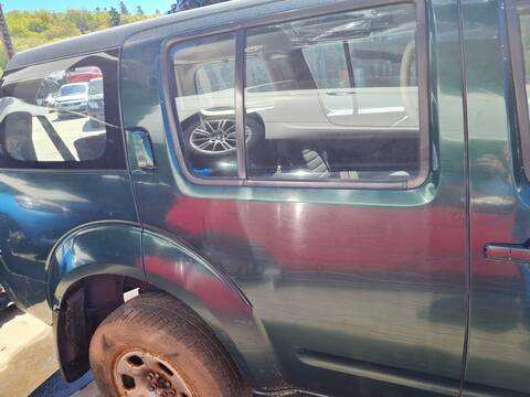 Puerta Trasera Derecha Nissan Pathfinder 2.5 DCI DIESEL CAT 171CV 126KW