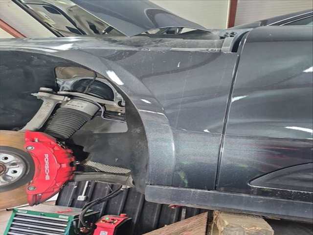 Aleta Delantera Izquierda Porsche Macan GTS 95BBL1) 380CV 280KW