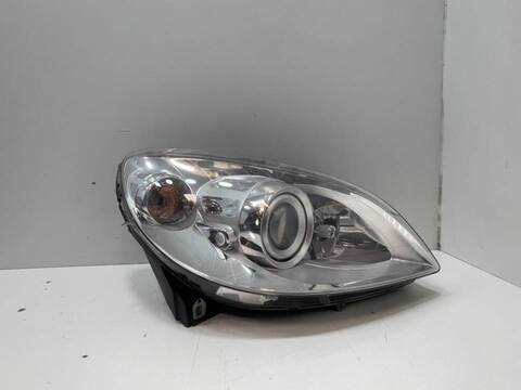 Faro Derecho Mercedes Clase B 150 640940