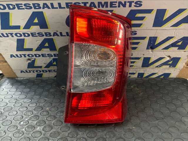 Foto 1ª: Piloto Trasero Derecho Peugeot Bipper 1.400 HDI 68-69CV/50-51KW 0CV [8HS] (2008)