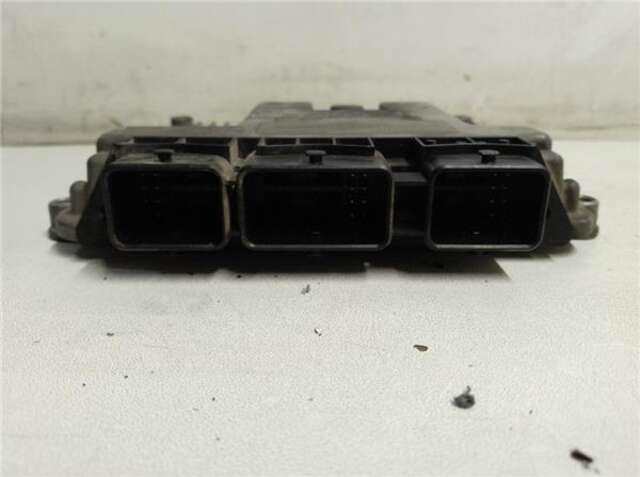 Foto 2ª: Centralita Motor ECU Renault Scenic 1.9 DCI (JM12. JM0G) (JM)(2003-_) [F9Q 812]