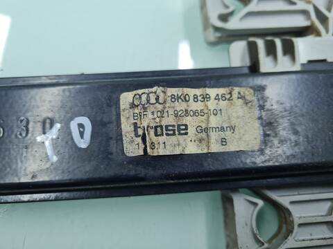 Foto 3ª: Elevalunas Manual Trasero Derecho Audi A4 S LINE 142CV 105KW [CAGA] (2011)