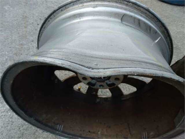 Foto 2ª: Juego LLantas Audi A3 1.6 AMBIENTE [1.6 LTR. - 81 KW TDI]