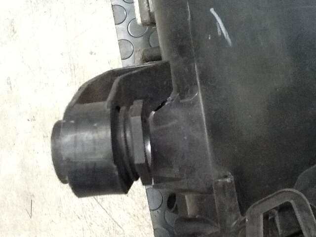 Foto 2ª: Faro Izquierdo Mercedes Clase R 280 3.000 V6 CDI 0CV [642950] (2007)