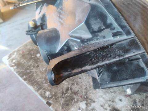 Foto 2ª: Faro Izquierdo Dacia Duster K9K G6 (2016)