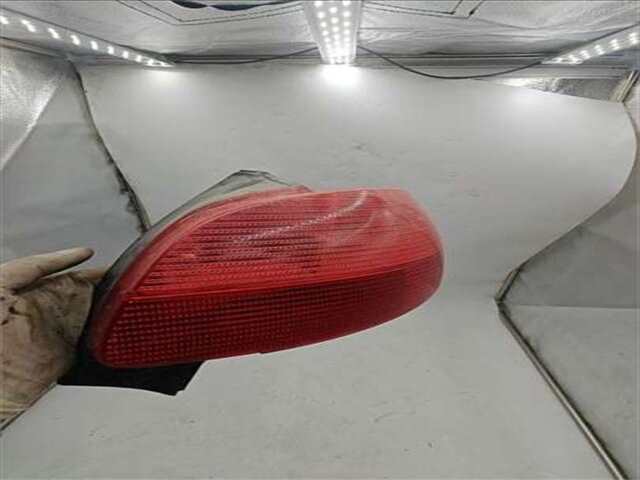 Piloto Trasero Derecho Peugeot 206 1.6 PLAY STATION 2 [1.6 LTR. - 80 KW 16V CAT (NFU - TU5JP4)]
