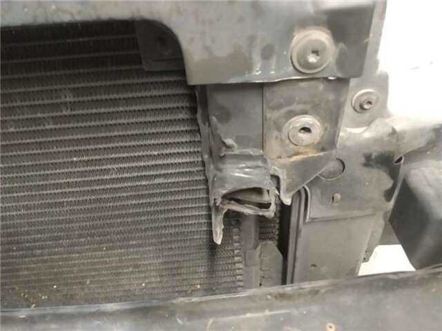 Foto 2ª: Paragolpes Delantero Skoda Fabia 1.4 COMFORT [1.4 LTR. - 55 KW TDI CAT (AMF)]