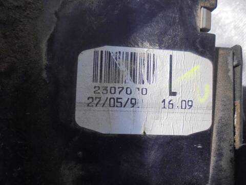 Foto 3ª: Piloto Portón Derecho Nissan Primera 1.6 16V CAT BERLINA 99CV 73KW [GA16] (1998)