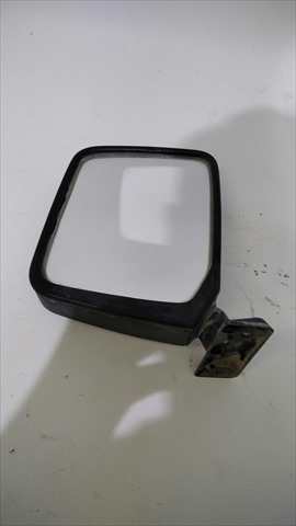 Foto 3ª: Retrovisor Derecho Nissan Patrol 3.3 SD [D/SD33] (1985)