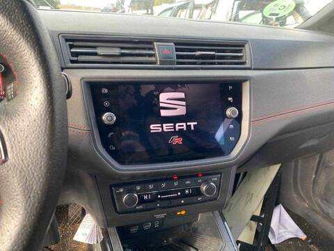 Pantalla Multifuncion Seat Arona FR 115CV 85KW