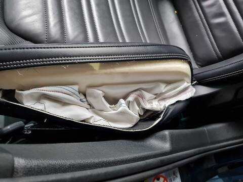 Foto 3ª: Asiento Delantero Derecho Volkswagen Passat R-LINE 150CV 110KW [DSRB] (2020)