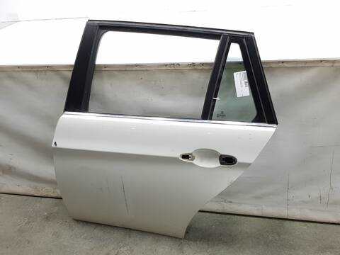 Foto 3ª: Puerta Trasera Izquierda Bmw Serie 3 315 3.0 TD 231CV 190CV [306D3] (2005)