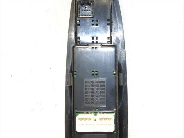 Foto 4ª: Botonera Elevalunas Hyundai Elantra 2.0 CRDI 2000-2003 [D4EA] (2003)