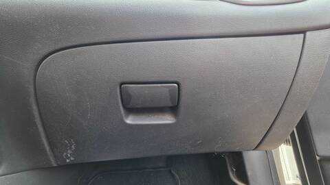 Guantera Opel Astra DYNAMIC START/STOP 105CV 77KW