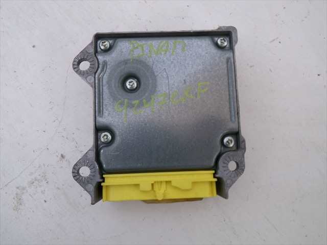 Foto 2ª: Centralita Airbag Volkswagen Golf 1.9 TDI SERIE 5,2004-2008 [BKC] (2004)