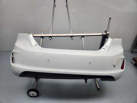 Paragolpes Trasero Ford Fiesta ACTIVE 101CV 74KW