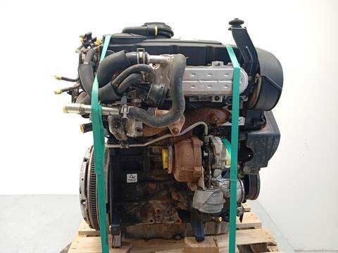 Foto 3ª: Despiece Motor Mitsubishi Grandis 2.0 DI-D NA8W) 136CV 100KW [BSY] (2005)