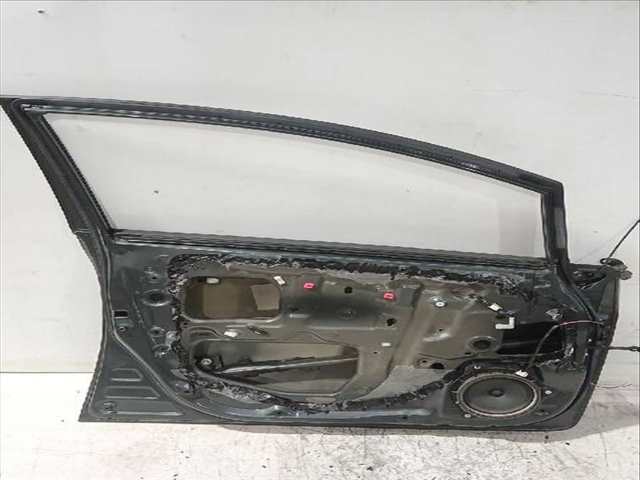 Foto 3ª: Puerta Delantera Izquierda Toyota Auris 1.6 ZRE151_) 124CV [1ZR-FE] (2006)