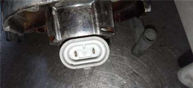 Foto 3ª: Faro Antiniebla Delantero Izquierdo Bmw Serie 5 518 3.0 530D [3.0 LTR. - 160 KW TURBODIESEL CAT] [N57 306 D2]